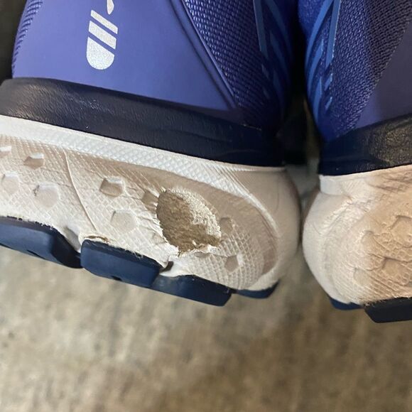 Mens Brooks Shoes  - Picture 4 of 9